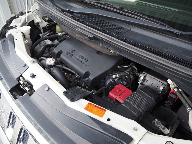 Mitsubishi DELICA 2016-10 4323034-19