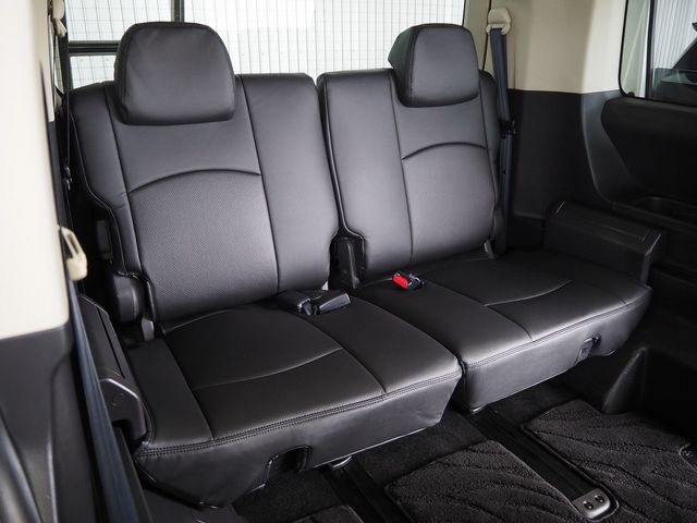 Mitsubishi DELICA 2016-10 4323034-25
