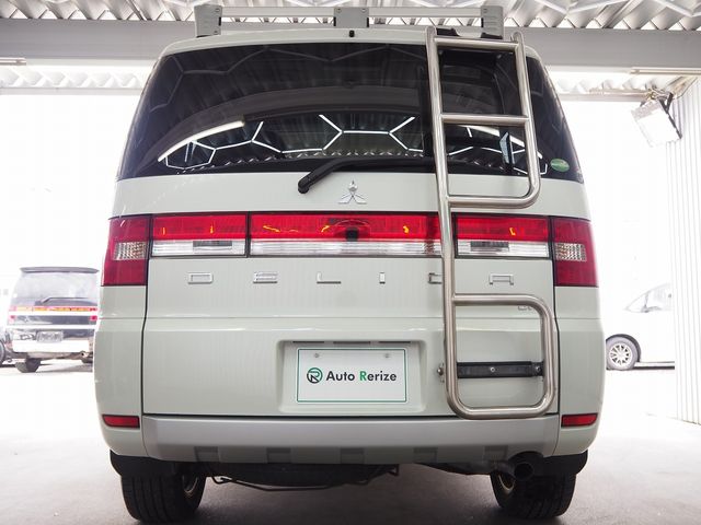 Mitsubishi DELICA 2016-10 4323034-3