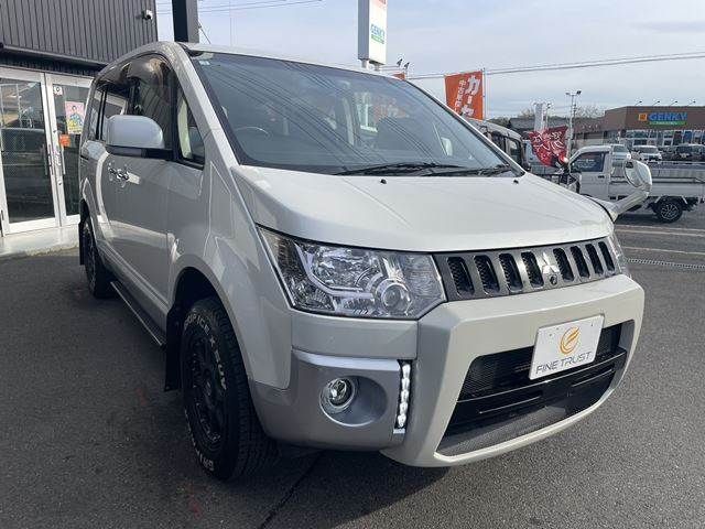 Mitsubishi DELICA 2015-02 4392187-18