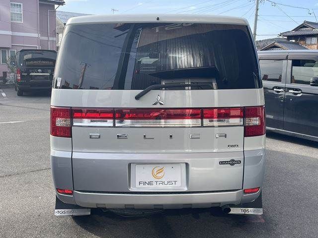 Mitsubishi DELICA 2015-02 4392187-21