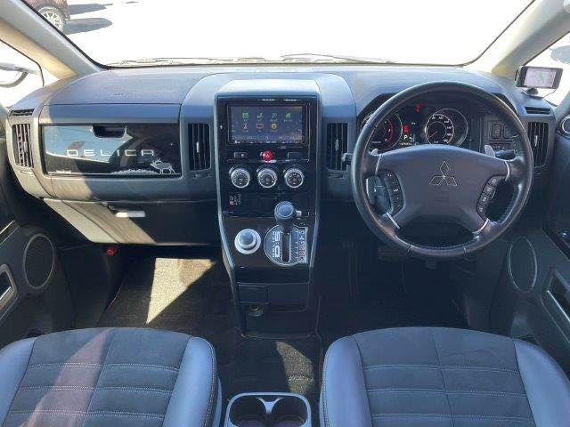 Mitsubishi DELICA 2018-11 4392184-2