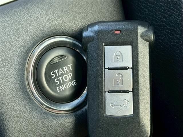 Mitsubishi DELICA 2020-02 4392180-13