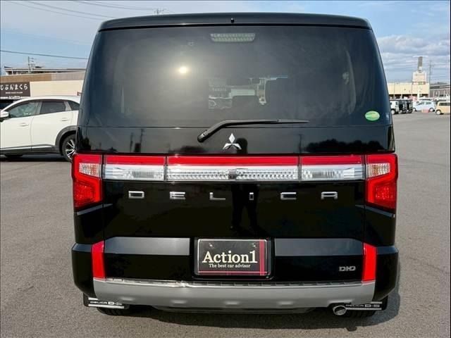 Mitsubishi DELICA 2020-02 4392180-3
