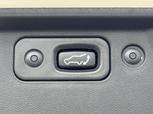Mitsubishi DELICA 2020-01 4420417-23
