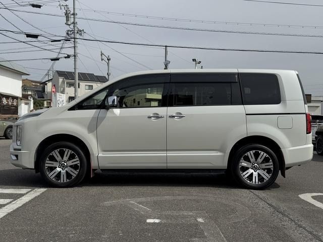 Mitsubishi DELICA 2020-01 4420417-2