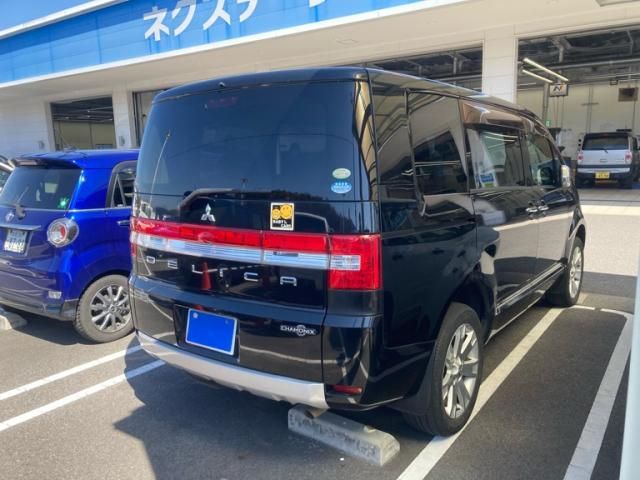 Mitsubishi DELICA 2009-09 4420425-2