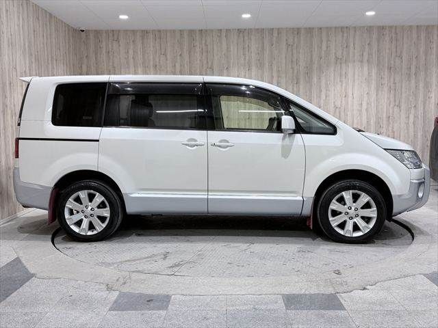 Mitsubishi DELICA 2015-02 4590879-16