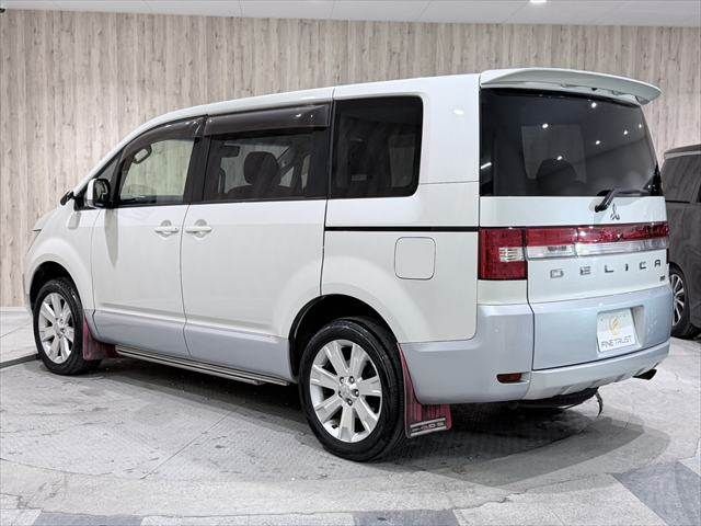Mitsubishi DELICA 2015-02 4590879-19