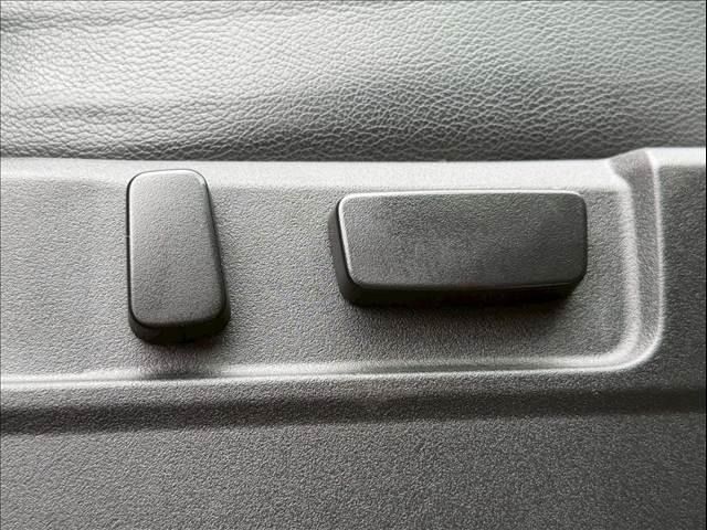 Mitsubishi DELICA 2019-09 4590848-25