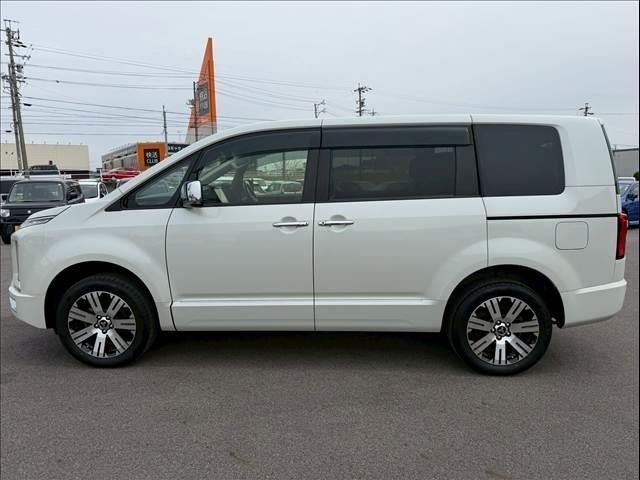 Mitsubishi DELICA 2019-09 4590848-2