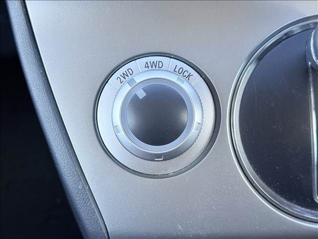 Mitsubishi DELICA 2011-09 4590890-14
