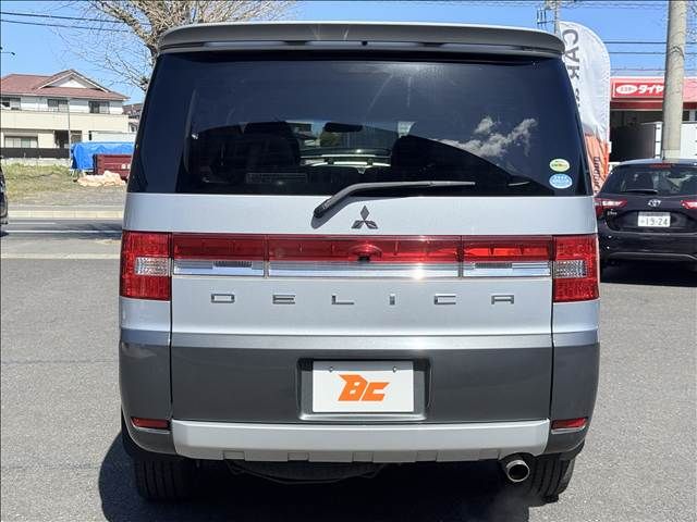 Mitsubishi DELICA 2011-09 4590890-22