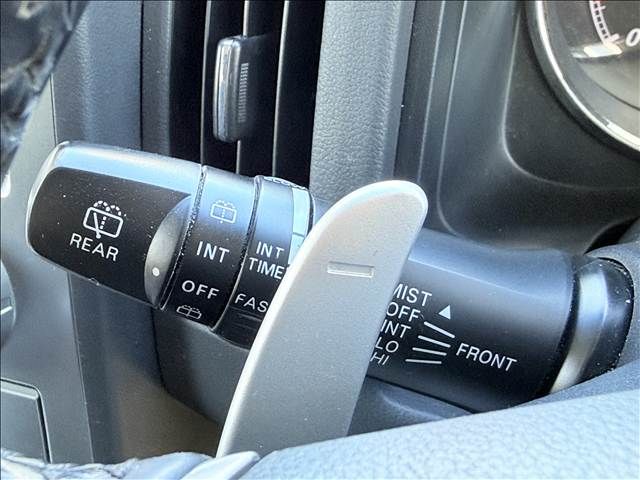 Mitsubishi DELICA 2011-09 4590890-27