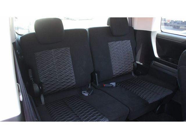 Mitsubishi DELICA 2023-03 4590802-25