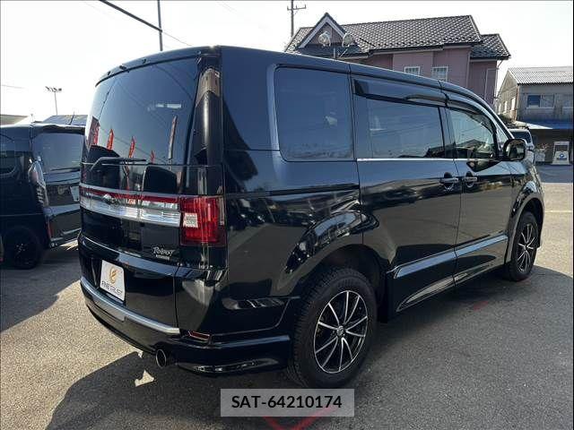 Mitsubishi DELICA 2015-10 4938508-18