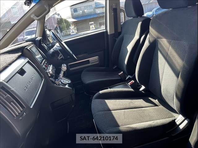 Mitsubishi DELICA 2015-10 4938508-28