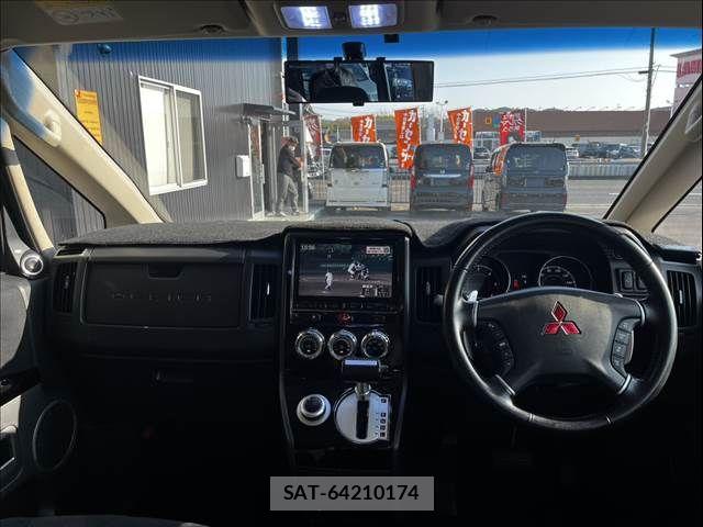 Mitsubishi DELICA 2015-10 4938508-2