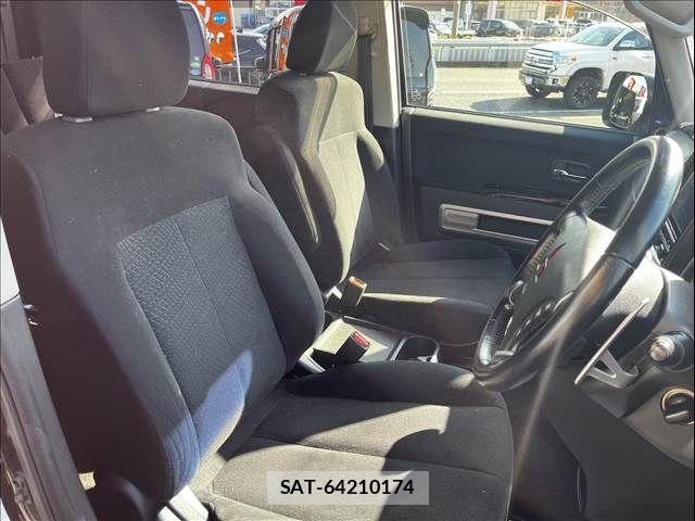 Mitsubishi DELICA 2015-10 4938508-7