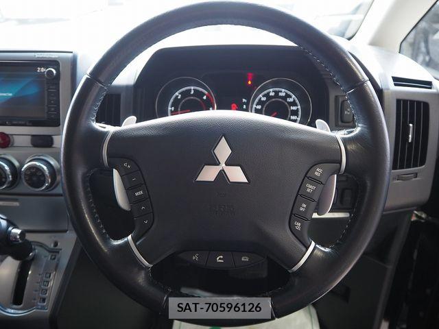 Mitsubishi DELICA 2013-02 5866650-15