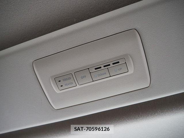 Mitsubishi DELICA 2013-02 5866650-24