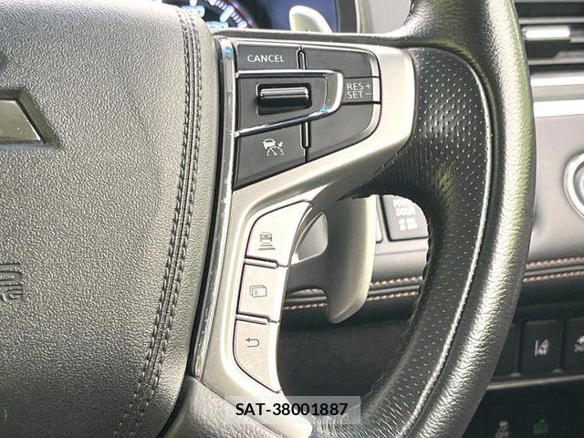 Mitsubishi DELICA 2022-05 5866529-6