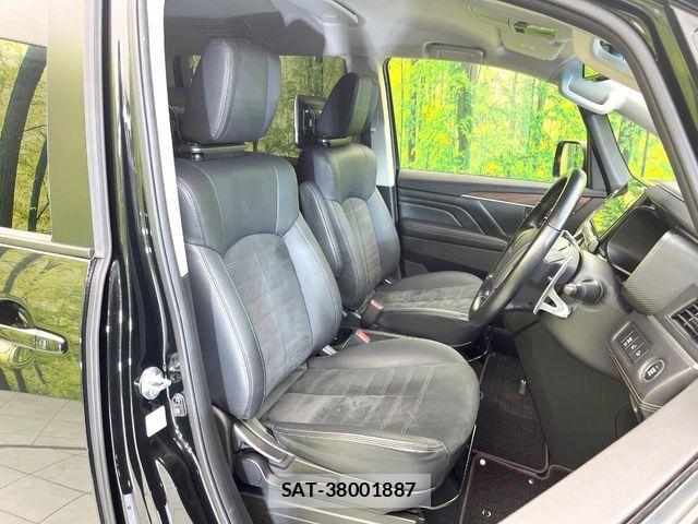 Mitsubishi DELICA 2022-05 5866529-7