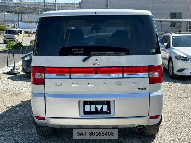 Mitsubishi DELICA 2014-01 5866652-18