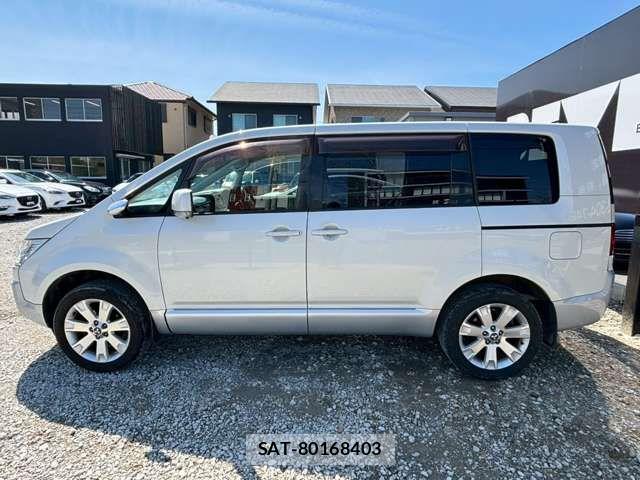 Mitsubishi DELICA 2014-01 5866652-19
