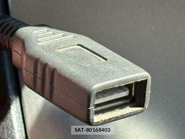 Mitsubishi DELICA 2014-01 5866652-5