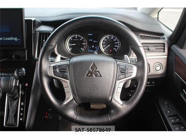 Mitsubishi DELICA 2023-08 5866575-16