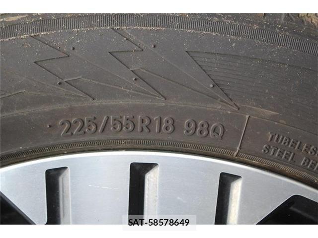 Mitsubishi DELICA 2023-08 5866575-28