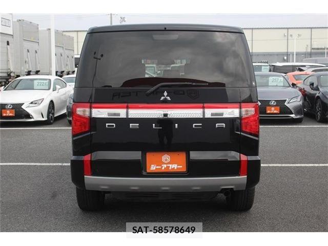 Mitsubishi DELICA 2023-08 5866575-8