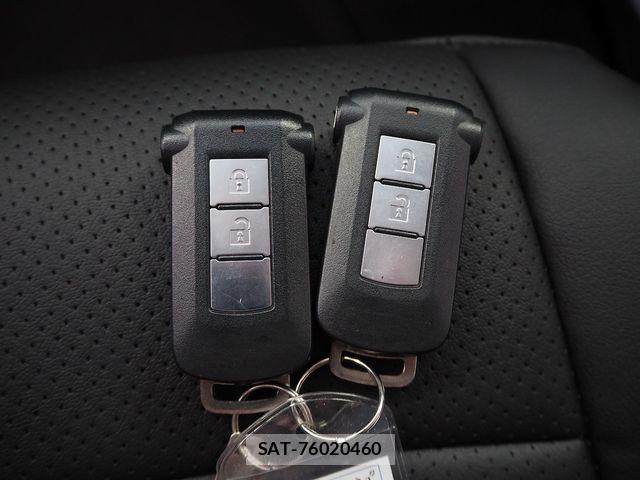 Mitsubishi DELICA 2015-02 5866645-18