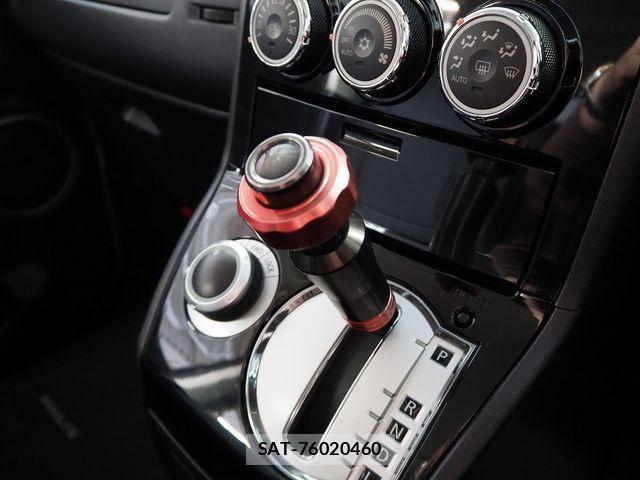 Mitsubishi DELICA 2015-02 5866645-27