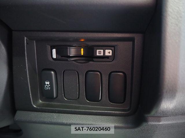 Mitsubishi DELICA 2015-02 5866645-28