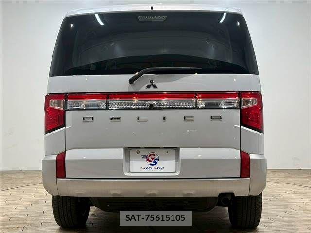 Mitsubishi DELICA 2023-09 5866539-12