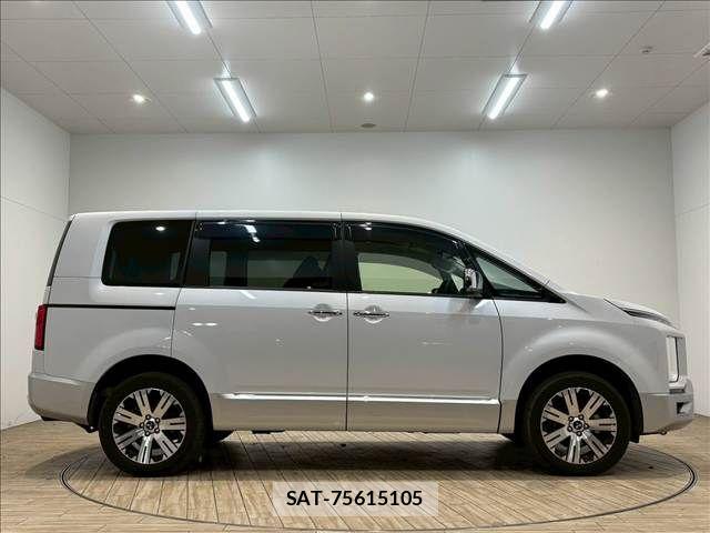 Mitsubishi DELICA 2023-09 5866539-13