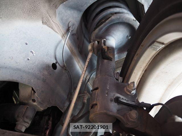 Mitsubishi DELICA 2016-03 5866643-21