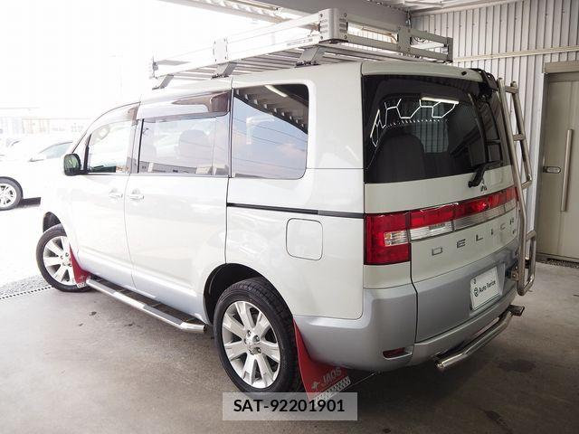 Mitsubishi DELICA 2016-03 5866643-4