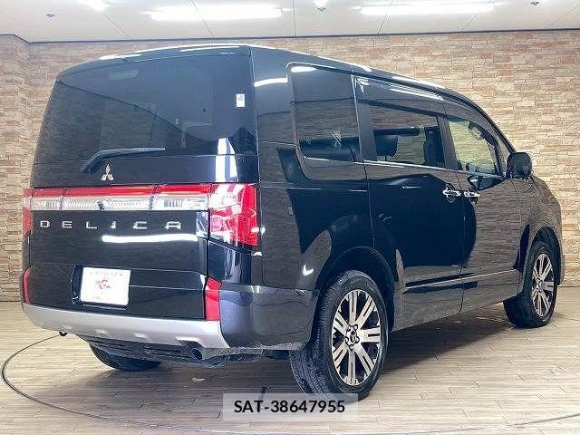 Mitsubishi DELICA 2024-08 5866542-15