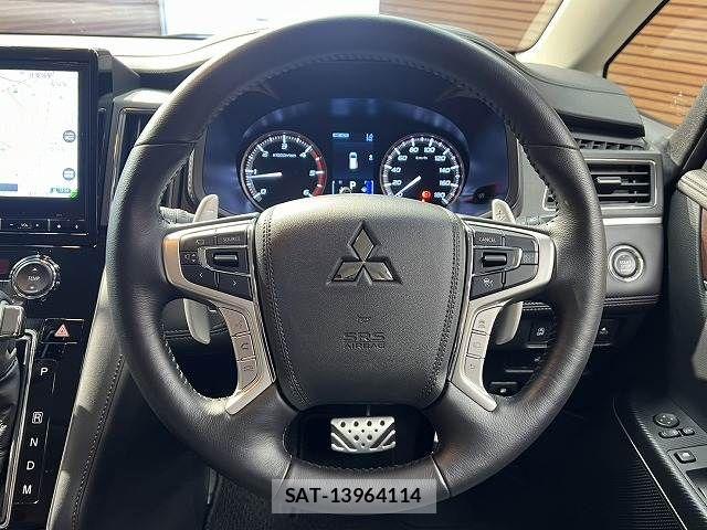 Mitsubishi DELICA 2024-08 5866555-12