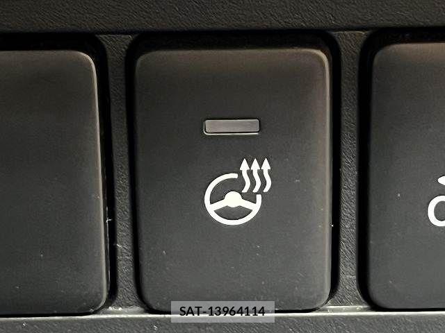 Mitsubishi DELICA 2024-08 5866555-15