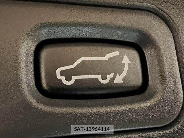 Mitsubishi DELICA 2024-08 5866555-6