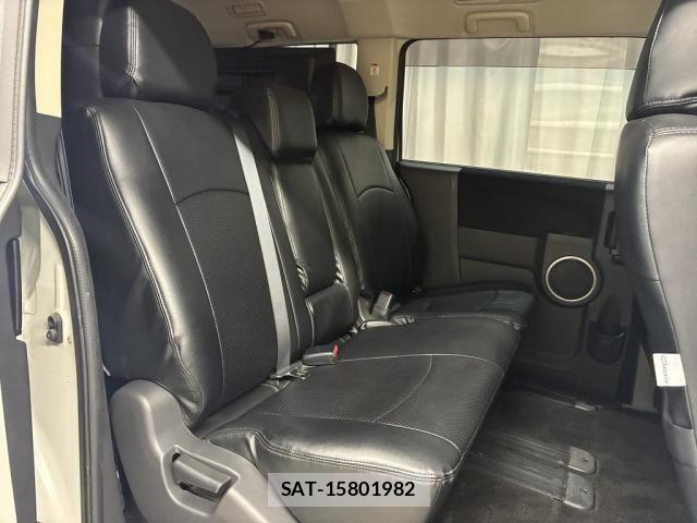 Mitsubishi DELICA 2017-03 5866604-14