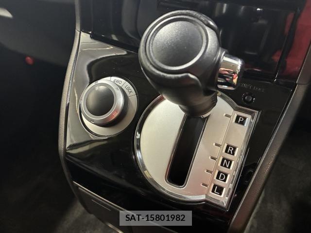 Mitsubishi DELICA 2017-03 5866604-24