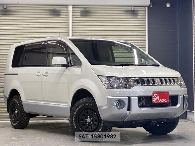 Mitsubishi DELICA 2017-03 5866604-4
