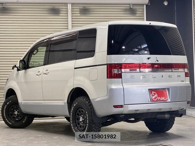 Mitsubishi DELICA 2017-03 5866604-7