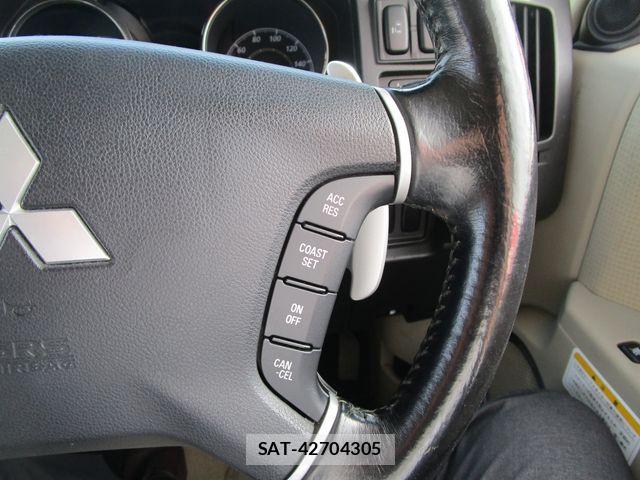 Mitsubishi DELICA 2013-04 5866659-17