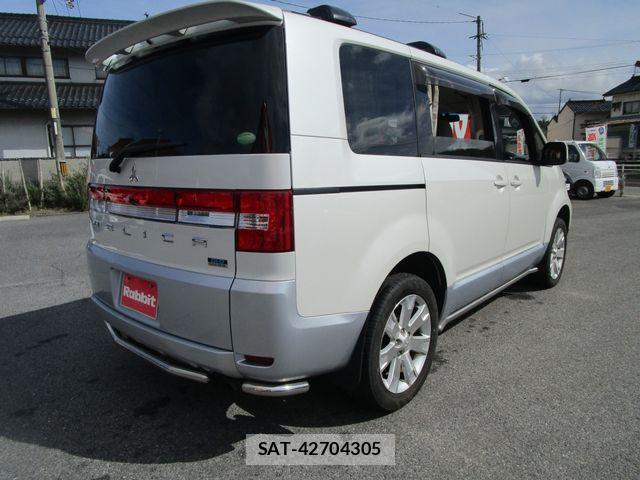 Mitsubishi DELICA 2013-04 5866659-3